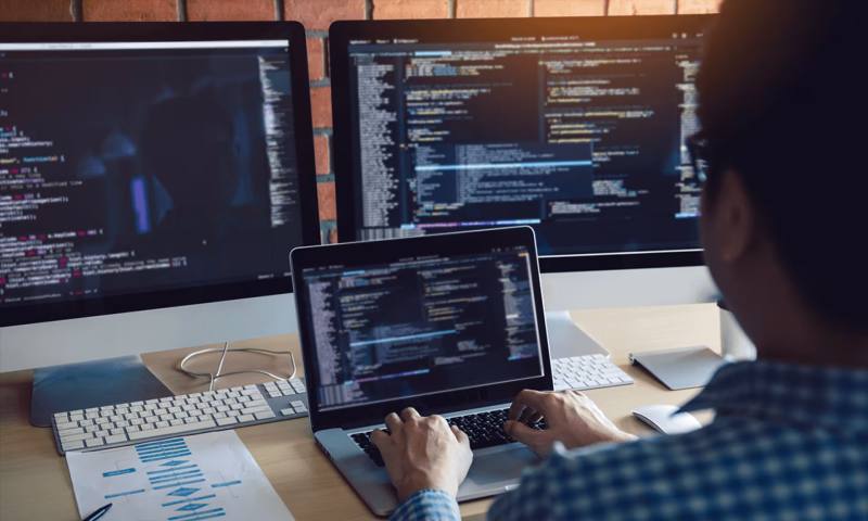 数据科学选型：R与Python如何赋能磁县网站建设？